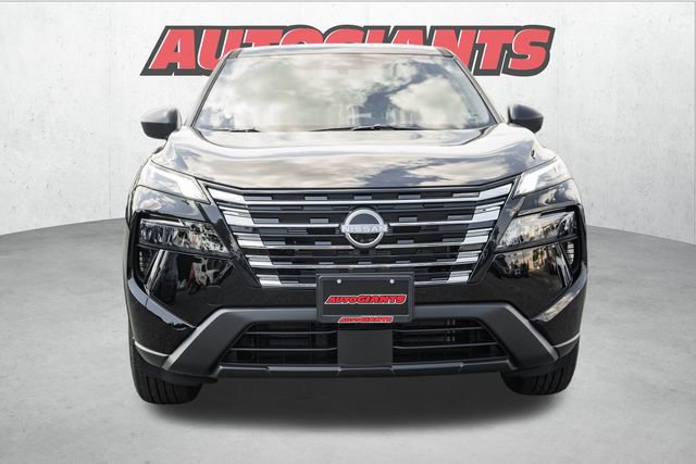 New 2026 Nissan Rogue S image 2