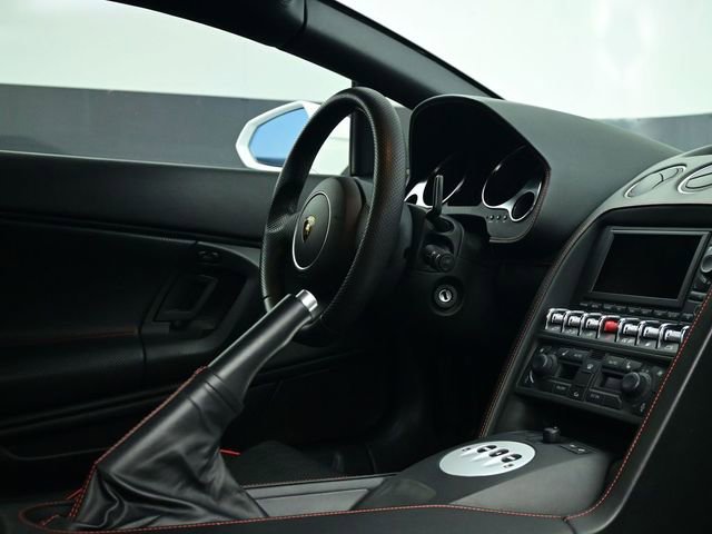 Used 2014 Lamborghini Gallardo LP 550-2 image 34