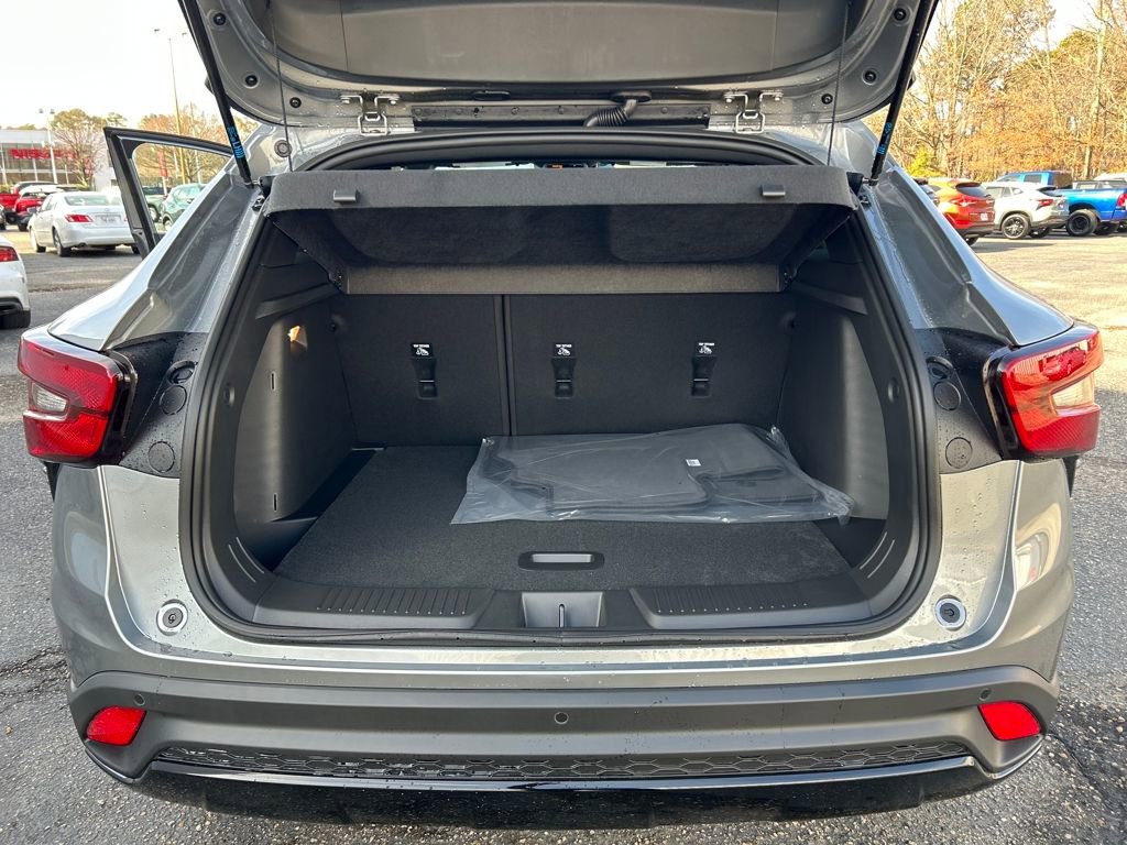 New 2026 Chevrolet Trax RS w/ Driver Confidence Package image 27