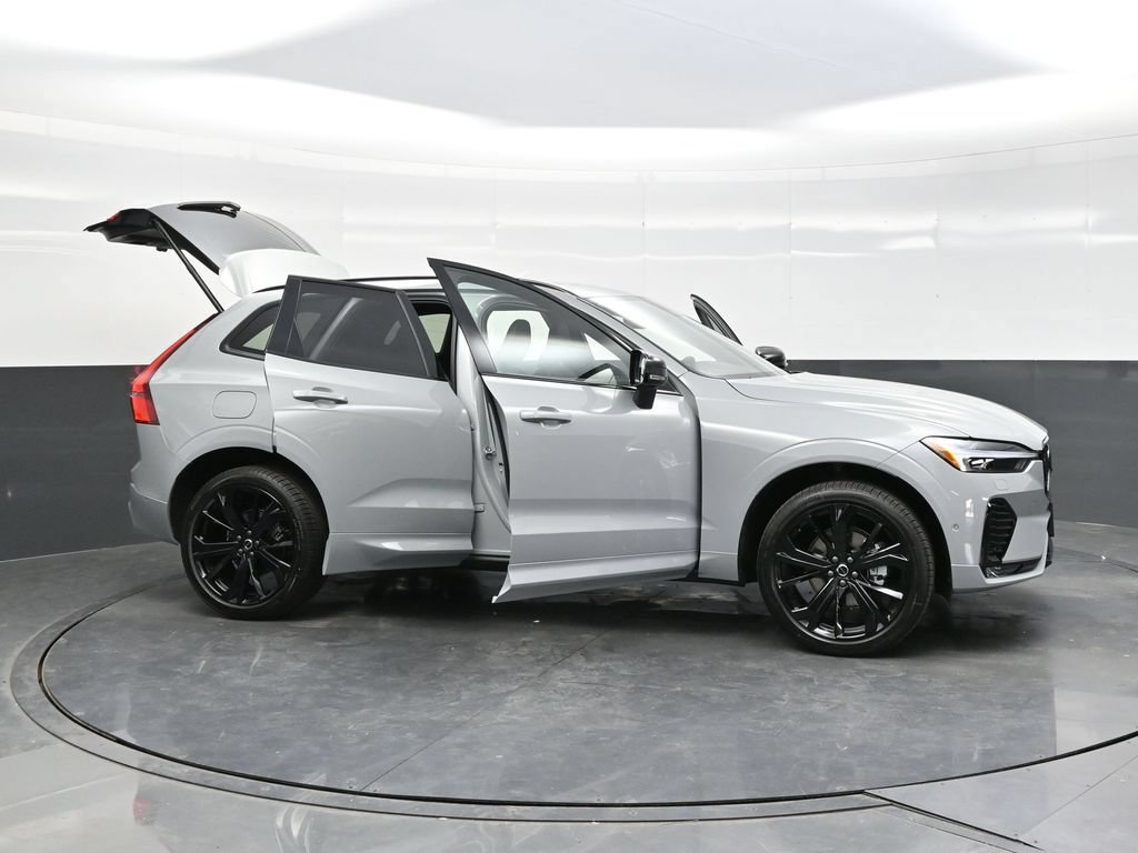 New 2026 Volvo XC60 B5 Ultra w/ Climate Package AWD/4WD image 42