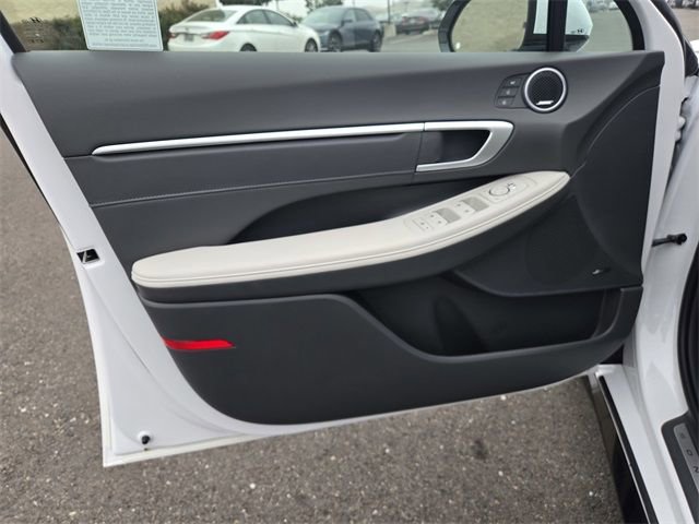 New 2026 Hyundai Sonata Limited image 29