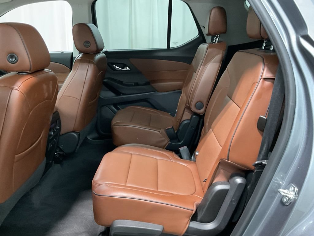 Used 2019 Chevrolet Traverse High Country w/ LPO, Floor Liner Package AWD/4WD image 19