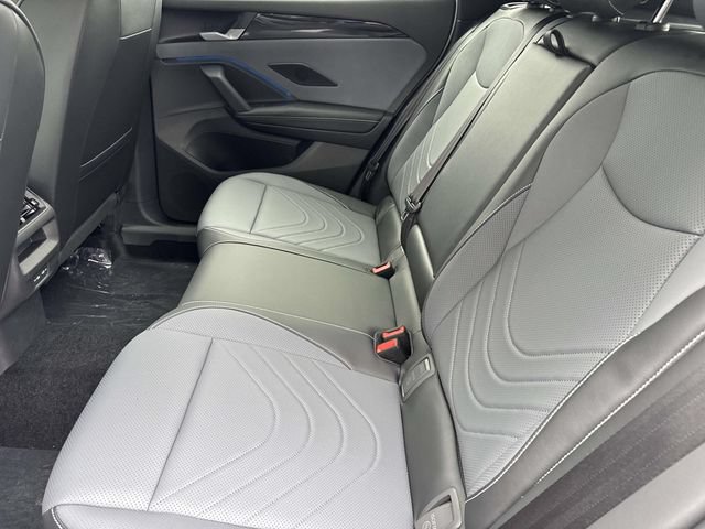 New 2026 Volkswagen Tiguan SE R-Line FWD image 22