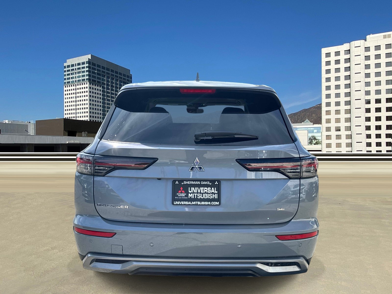 New 2026 Mitsubishi Outlander SE FWD image 4