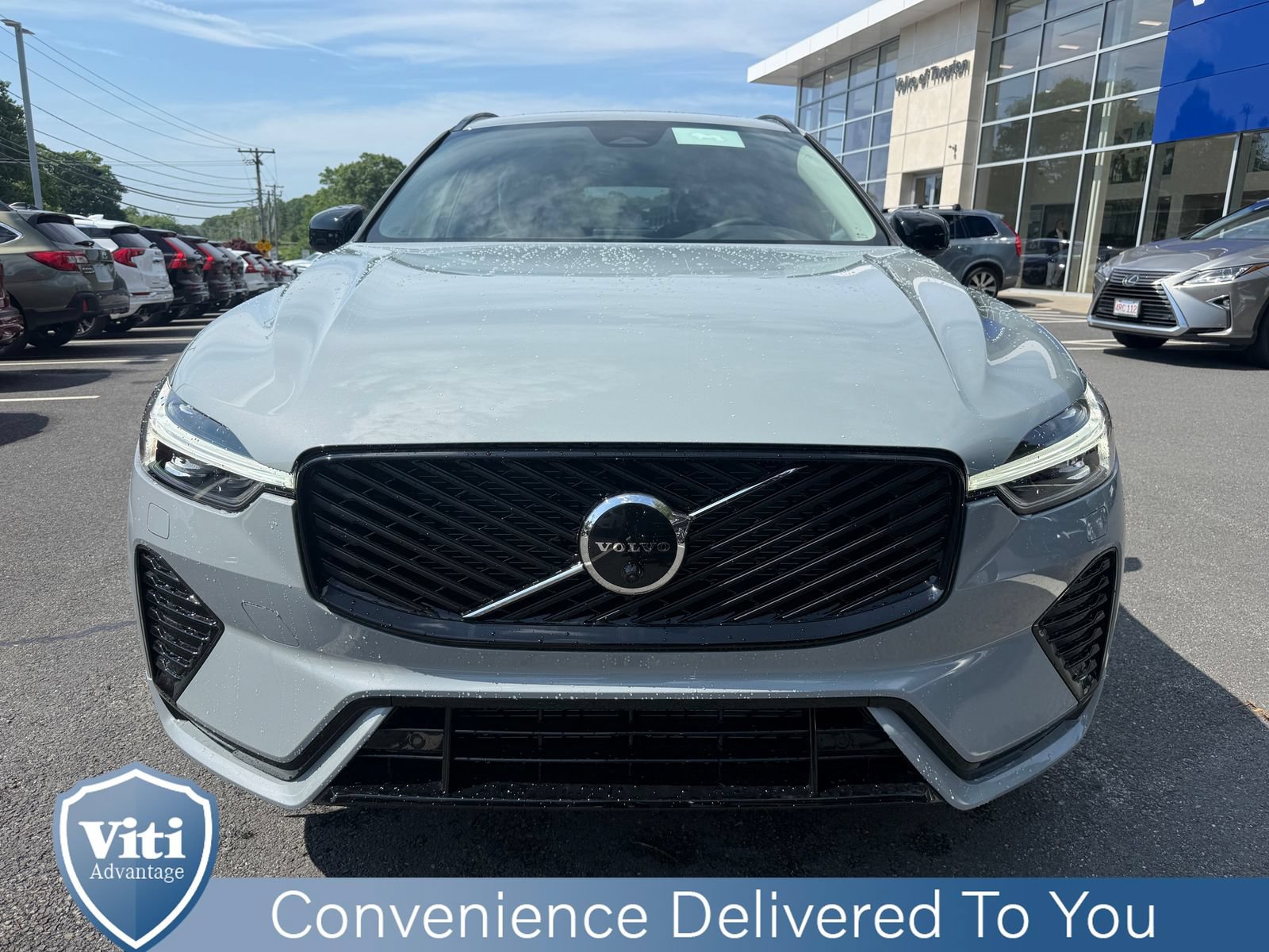 New 2026 Volvo XC60 B5 Plus w/ Protection Package Premier AWD/4WD image 3
