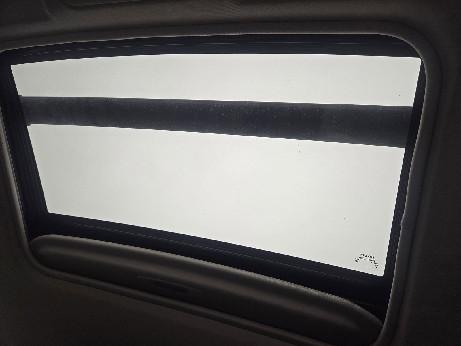 Used 2023 Toyota RAV4 XLE Premium image 28