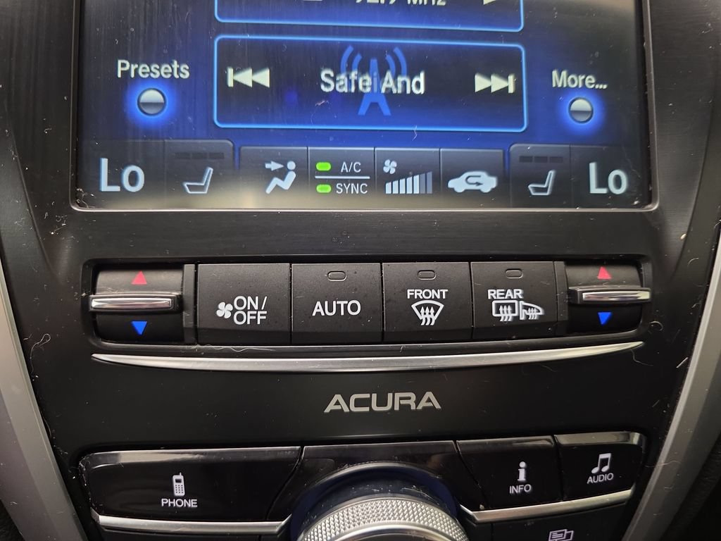 Used 2017 Acura TLX FWD image 19