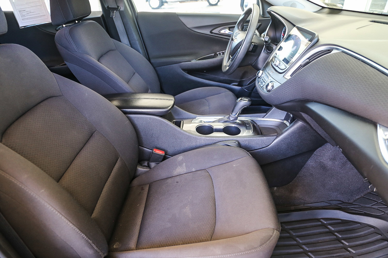 Used 2020 Chevrolet Malibu LT image 14