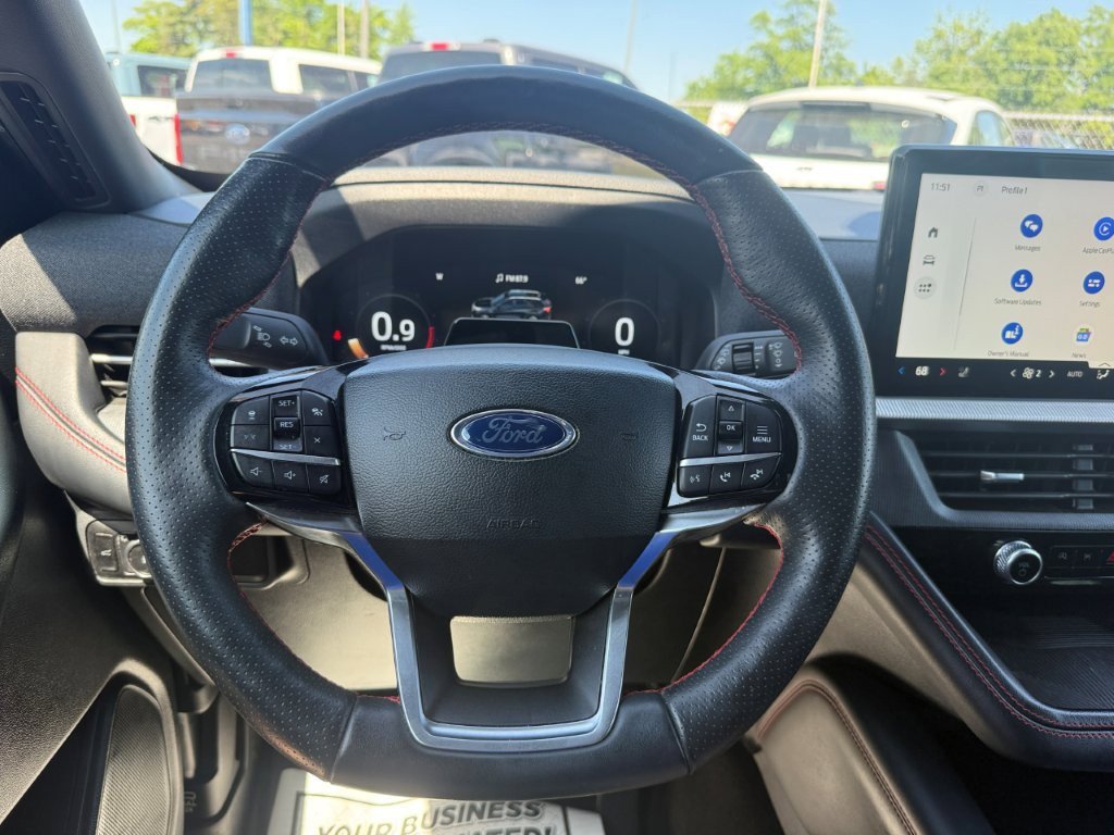Certified 2025 Ford Explorer ST-Line w/ ST-Line Street Pack AWD/4WD image 38