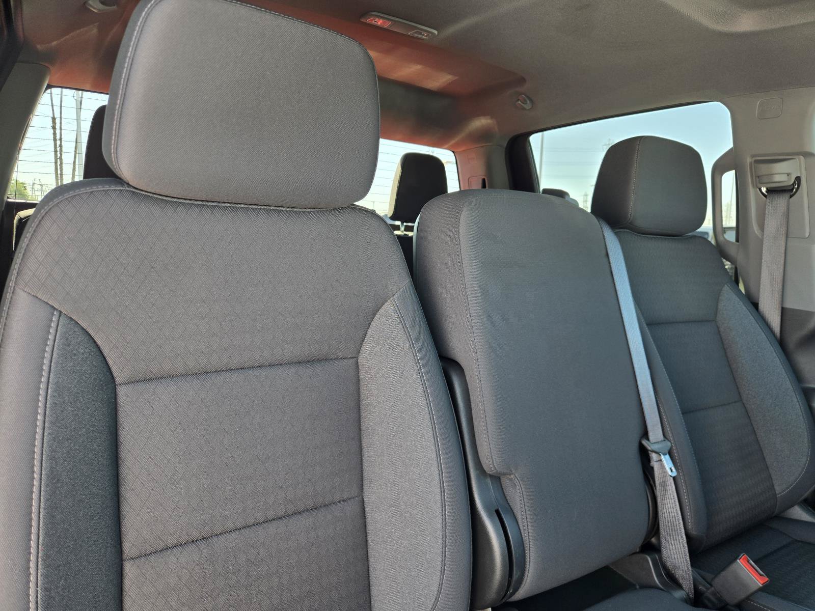 Used 2025 Chevrolet Silverado 1500 Custom Trail Boss w/ Turbomax Blackout Package AWD/4WD image 29