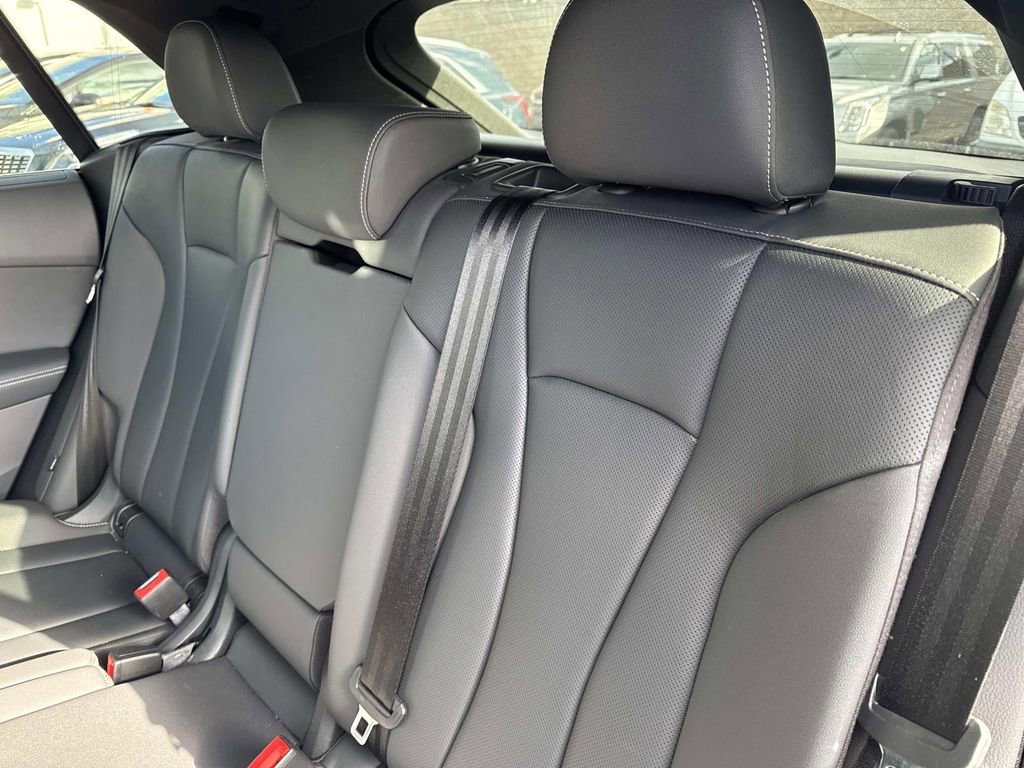 Used 2022 Audi Q8 Premium Plus image 13