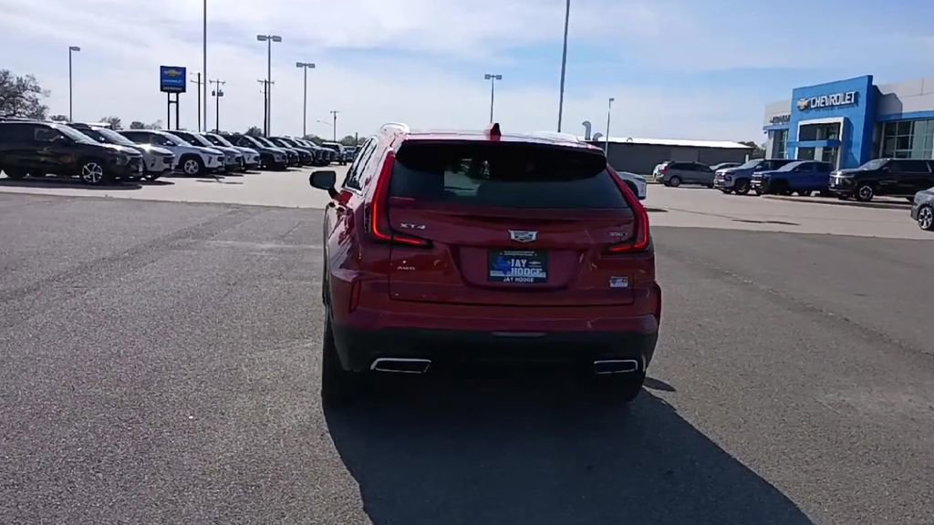 Certified 2024 Cadillac XT4 Premium Luxury AWD/4WD image 7