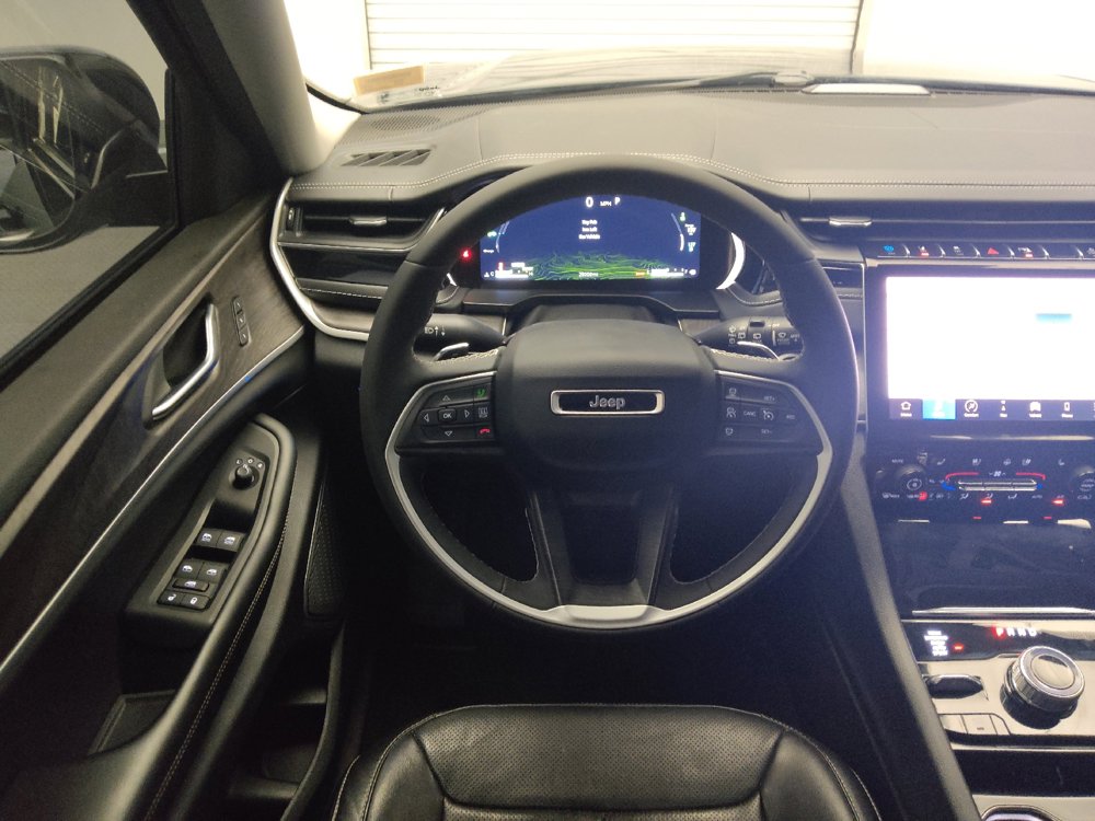 Used 2022 Jeep Grand Cherokee Limited 4xe w/ Luxury Tech Group II AWD/4WD image 22
