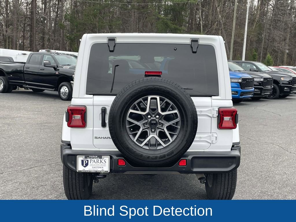 Certified 2025 Jeep Wrangler Sahara image 8