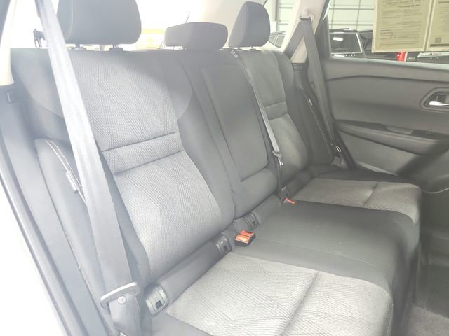 Used 2025 Nissan Rogue SV FWD image 37