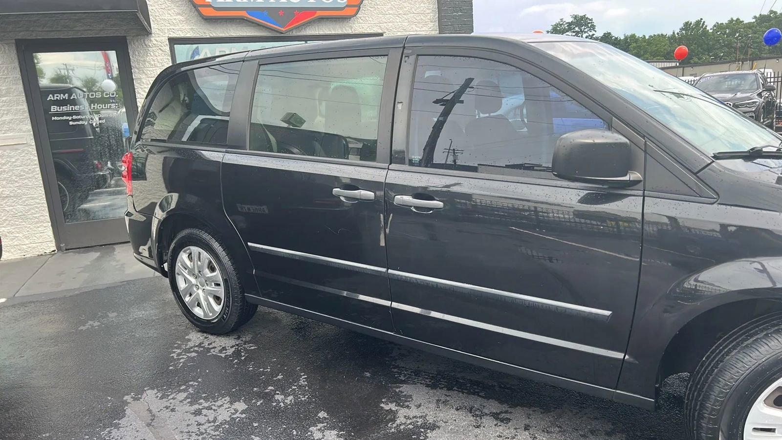 Used 2014 Dodge Grand Caravan American Value Package FWD image 14