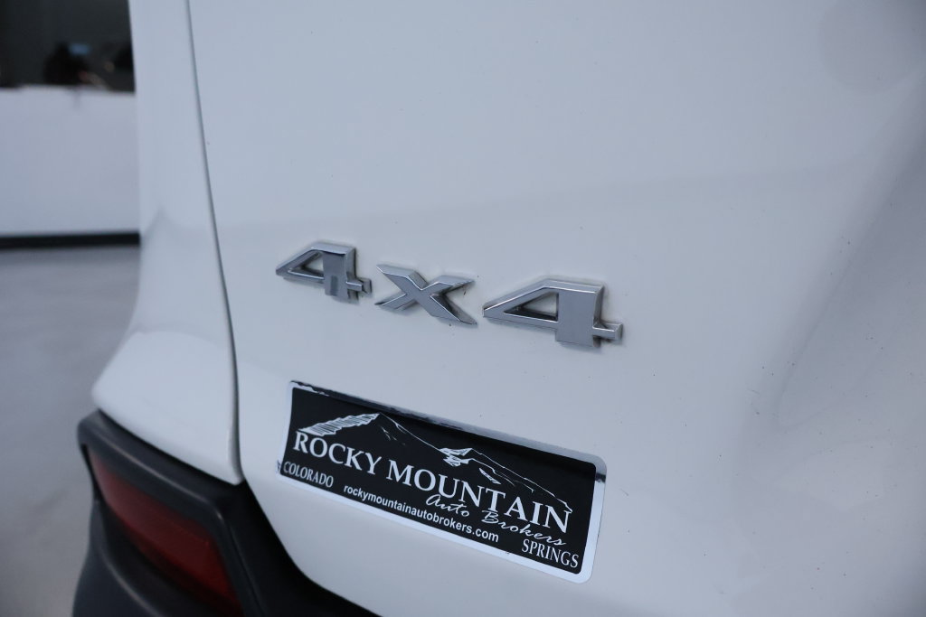 Used 2019 Jeep Cherokee Limited AWD/4WD image 13