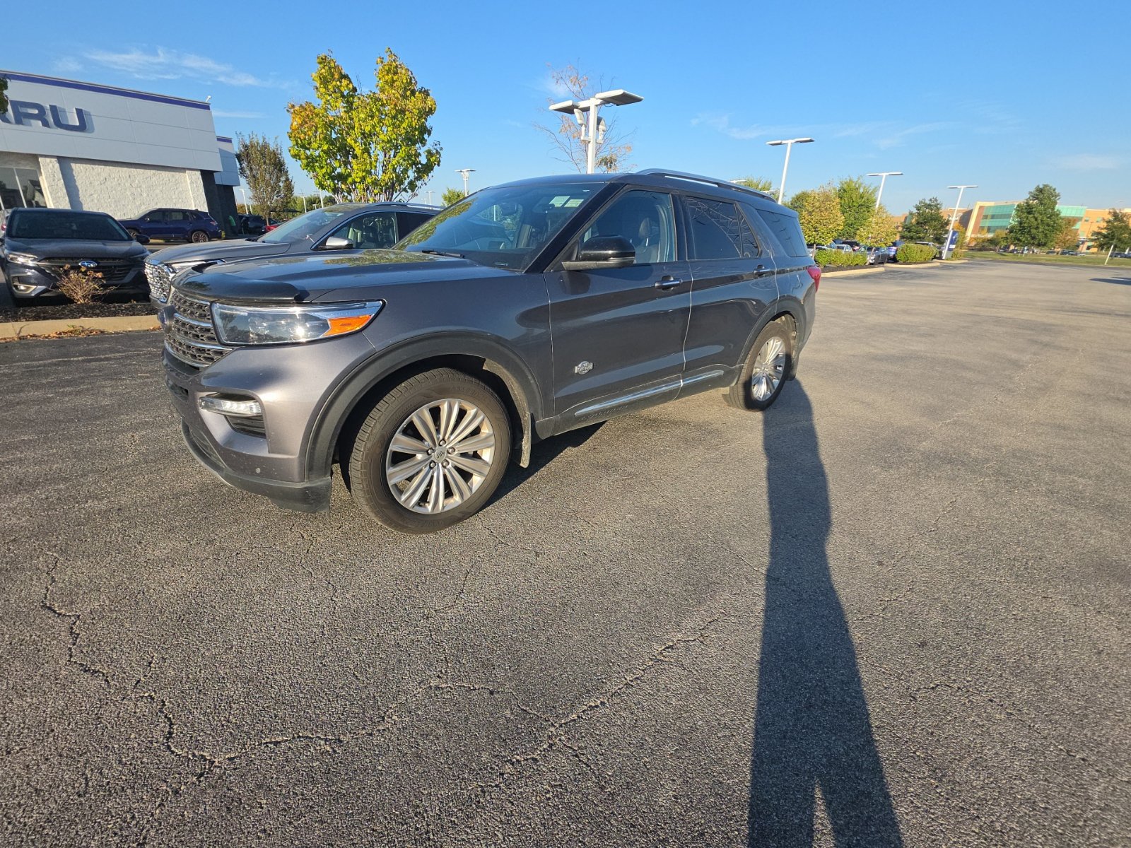 Used 2022 Ford Explorer King Ranch w/ Premium Technology Package AWD/4WD image 2