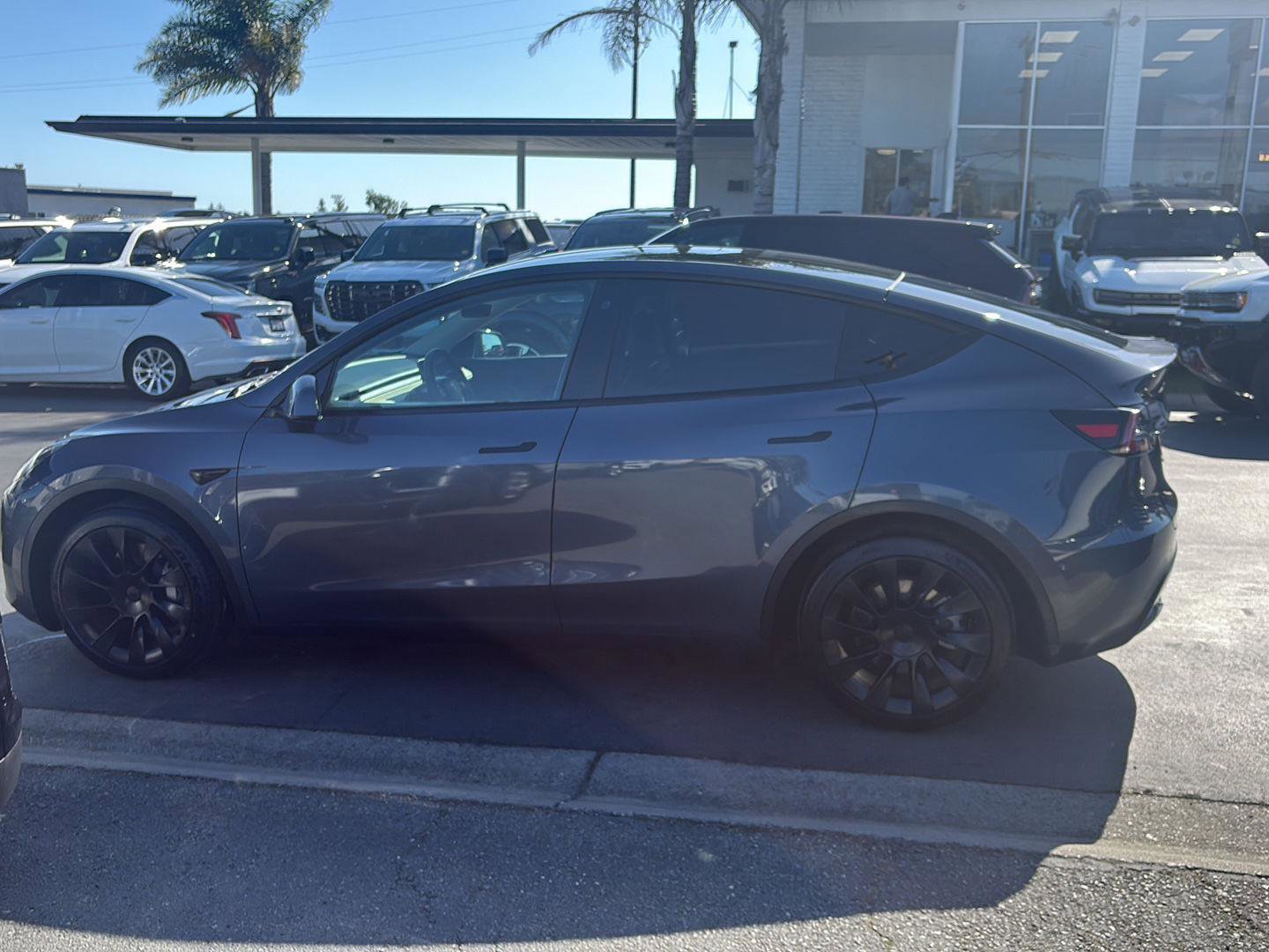 Used 2022 Tesla Model Y Long Range AWD/4WD image 7