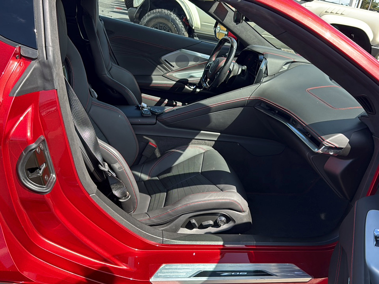 Used 2024 Chevrolet Corvette Z06 RWD image 6
