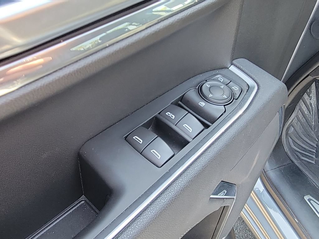Used 2025 Chevrolet Silverado 1500 LT Trail Boss w/ Protection Package AWD/4WD image 23