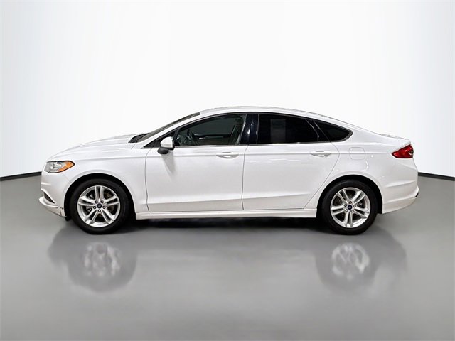 Used 2018 Ford Fusion SE w/ Fusion SE Technology Package image 8