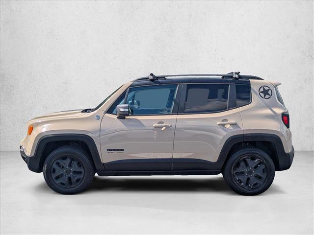 Used 2017 Jeep Renegade Trailhawk AWD/4WD image 9