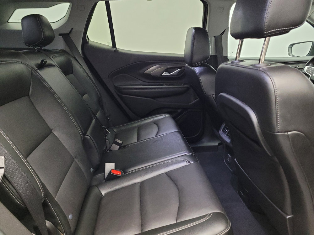 Used 2023 GMC Terrain SLT image 19