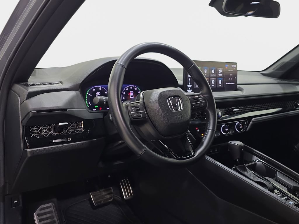 Used 2024 Honda Accord Sport image 17