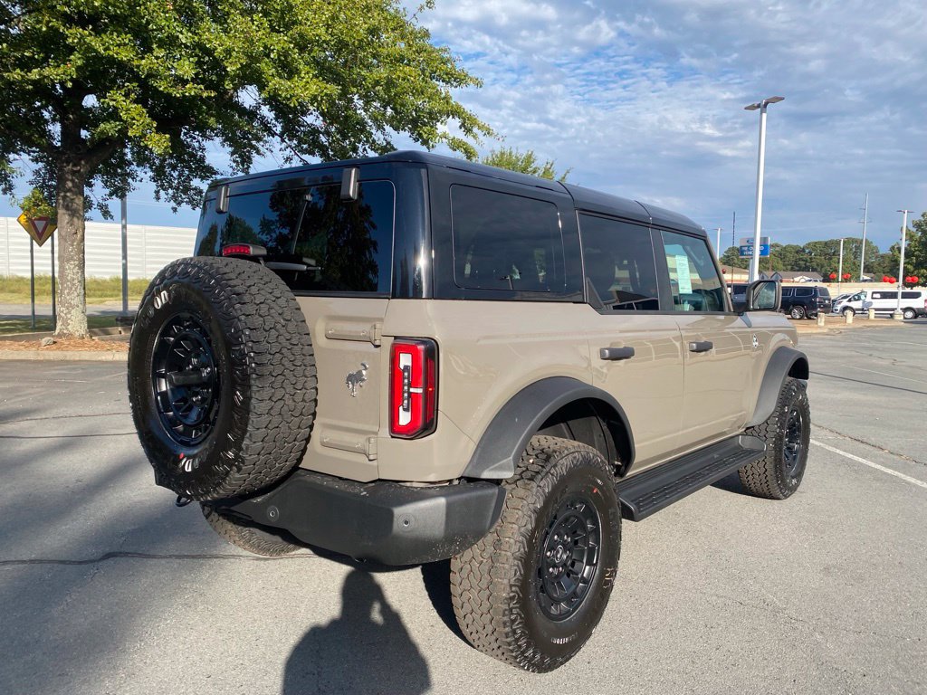 New 2026 Ford Bronco Outer Banks w/ Sasquatch Package AWD/4WD image 7