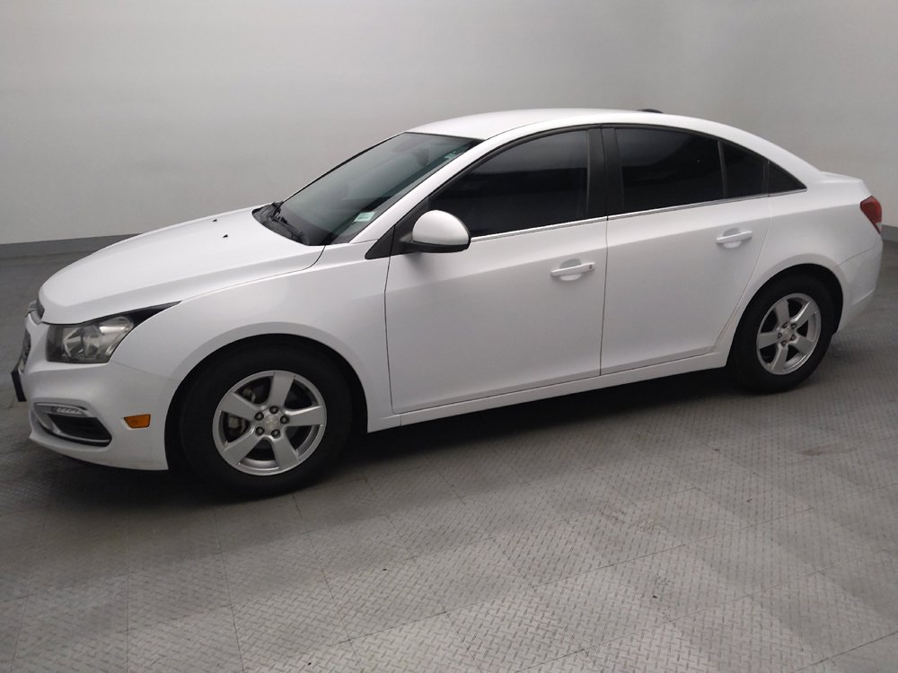 Used 2016 Chevrolet Cruze LT w/ Enhanced Safety Package FWD image 2