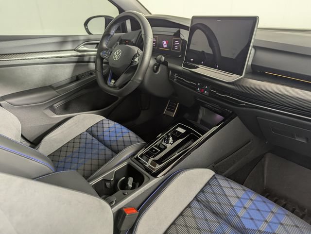 Used 2025 Volkswagen Golf R Black Edition AWD/4WD image 26