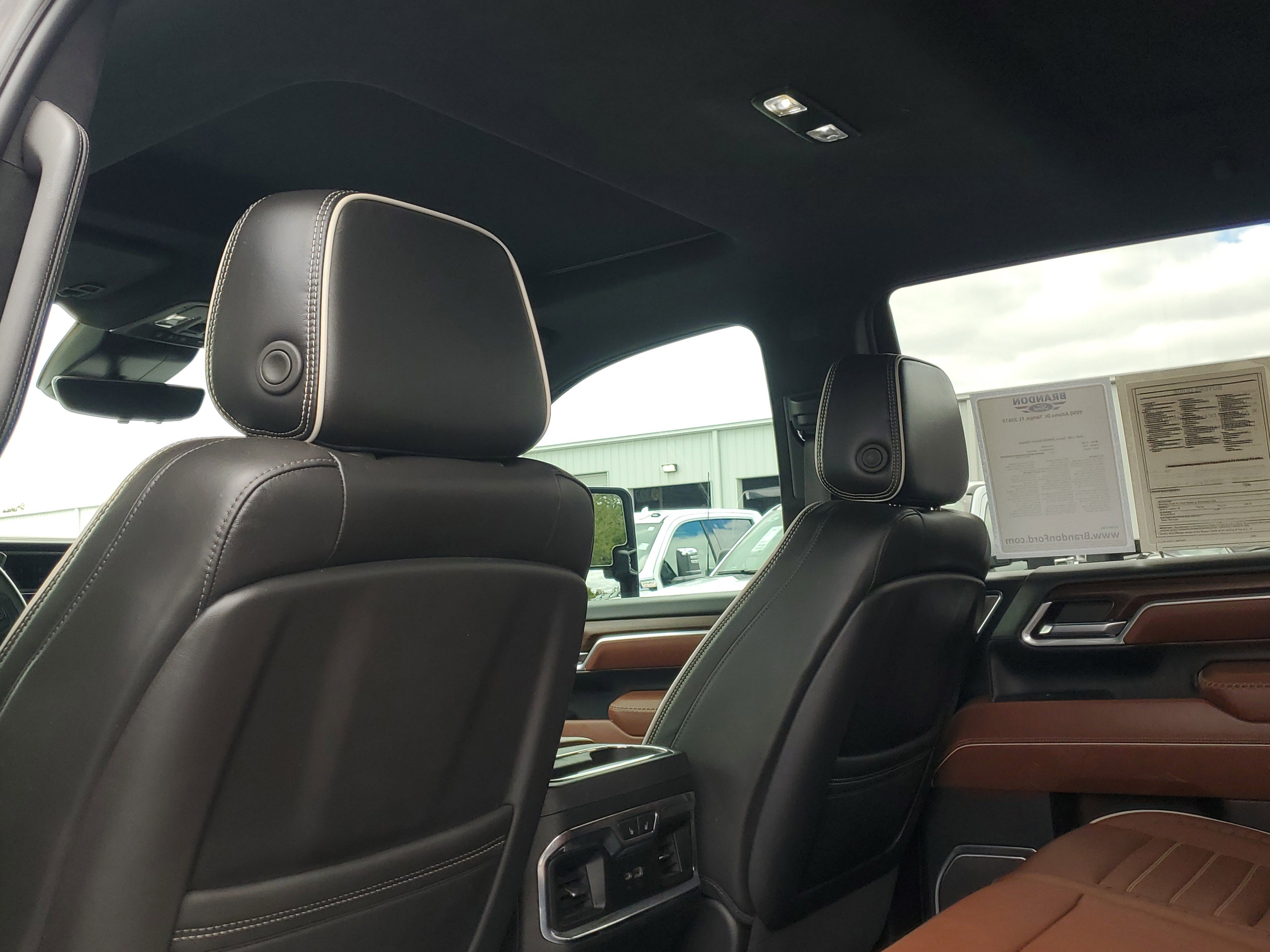 Used 2025 GMC Sierra 3500 Denali Ultimate image 14