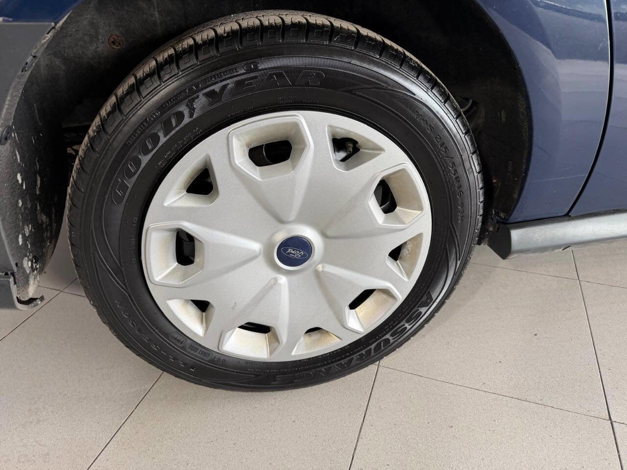 Used 2017 Ford Transit Connect XL image 7