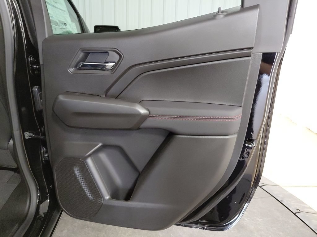 New 2026 Chevrolet Colorado Z71 w/ Technology Package AWD/4WD image 19