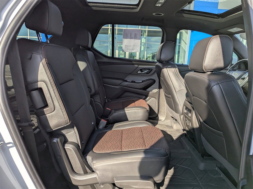 Used 2023 Chevrolet Traverse High Country w/ LPO, 'HIT The Road' Package image 40