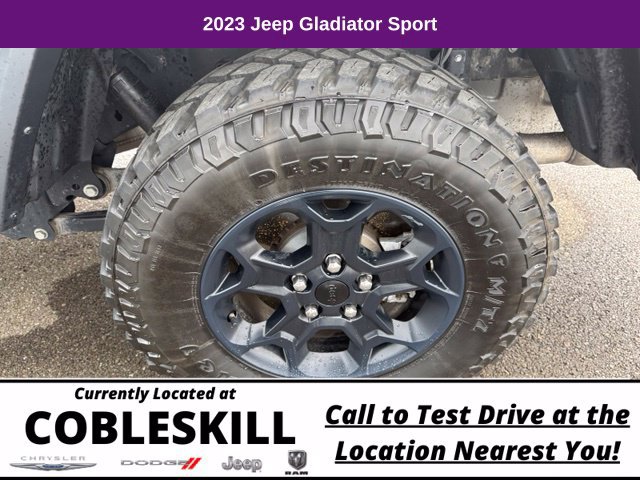Used 2023 Jeep Gladiator Sport w/ Trailer Tow Package AWD/4WD image 18
