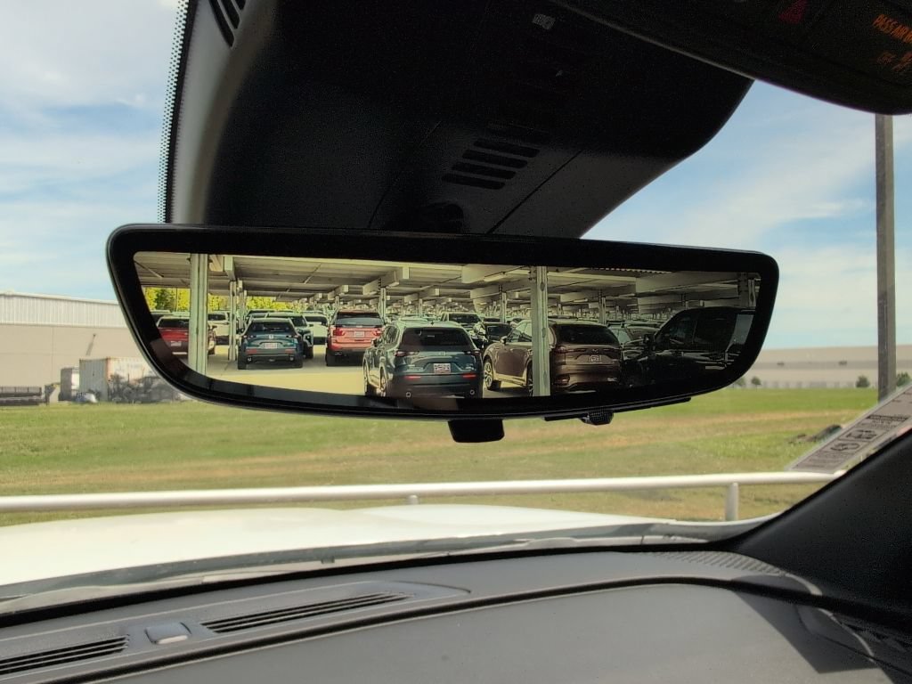 New 2026 Chevrolet Traverse LT w/ Driver Confidence Package FWD image 26