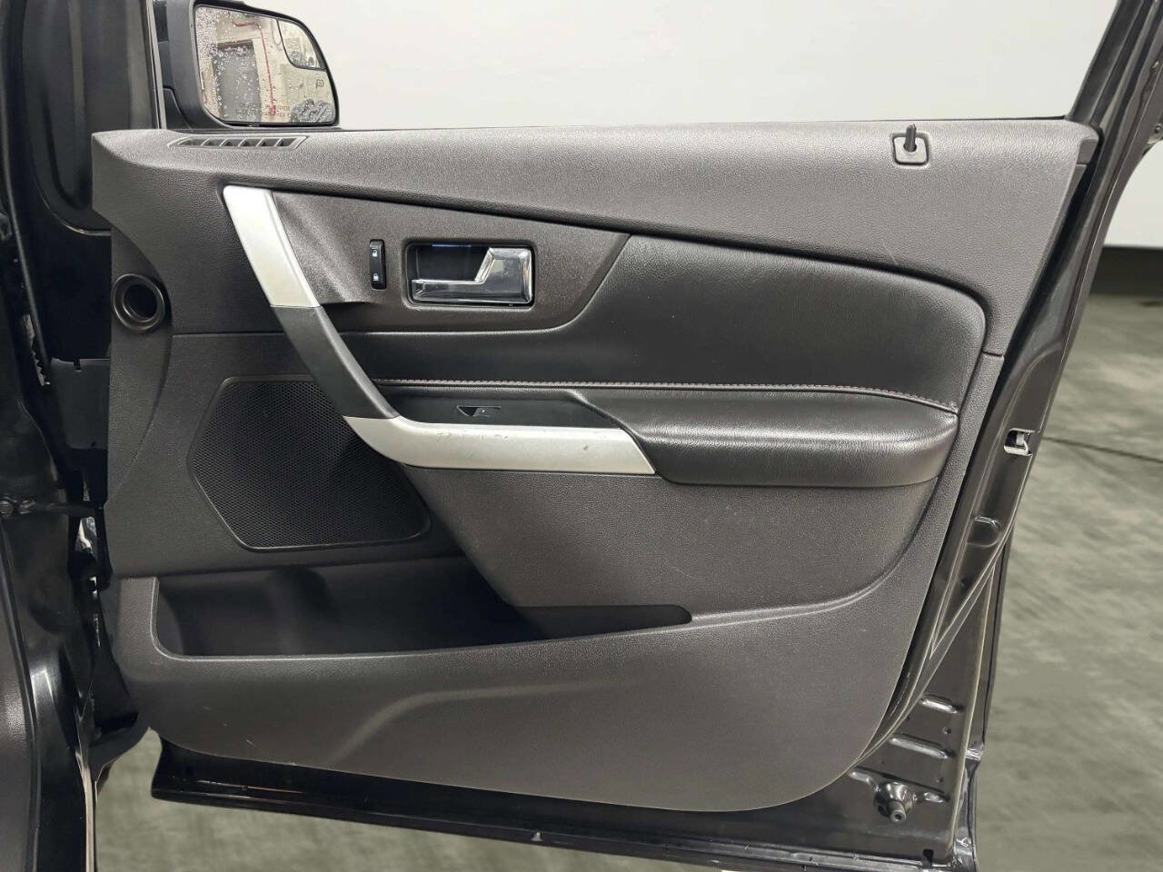 Used 2011 Ford Edge SEL w/ 202A Rapid Spec Order Code AWD/4WD image 19