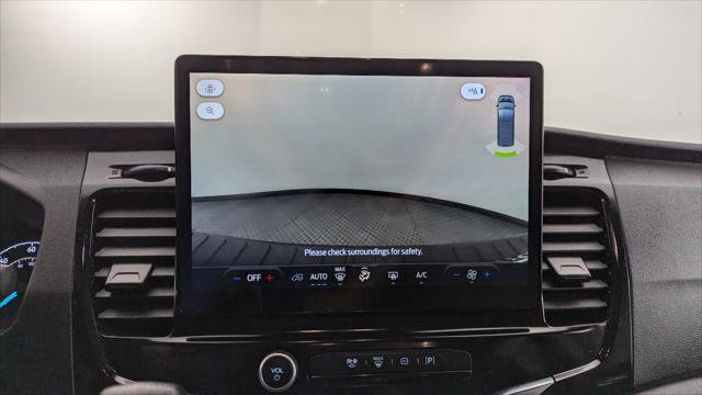Used 2023 Ford Transit 350 XLT image 22