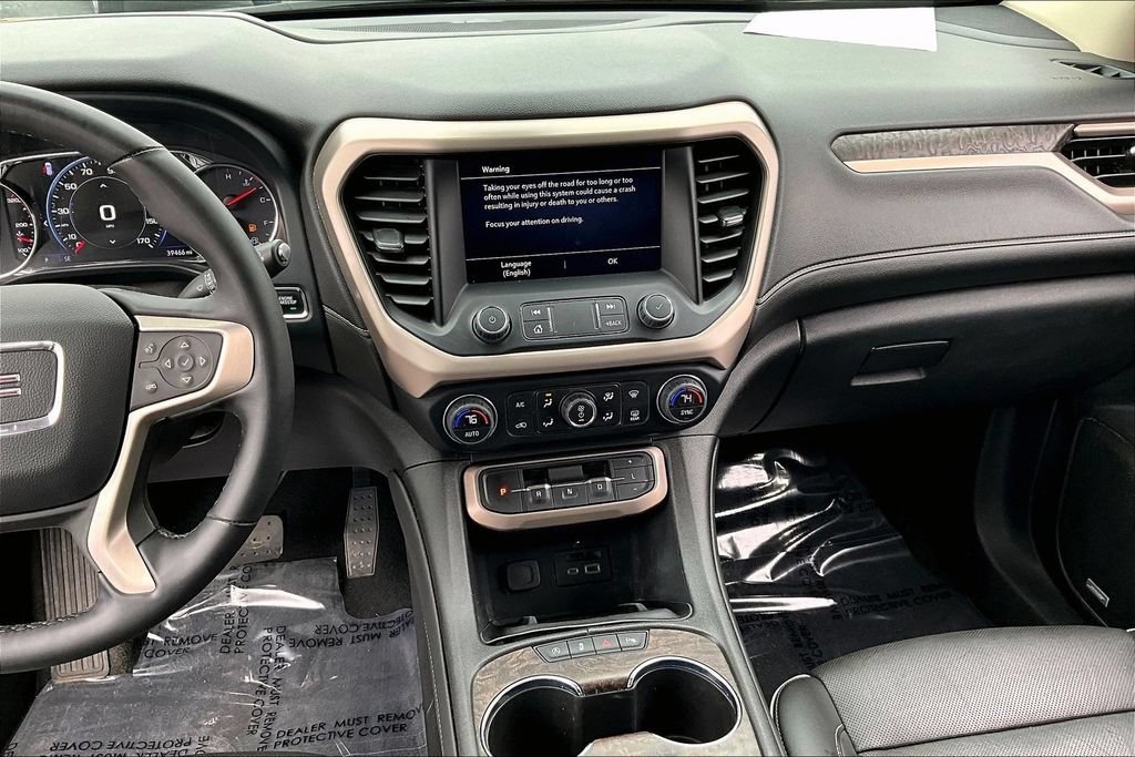 Used 2023 GMC Acadia Denali FWD image 8