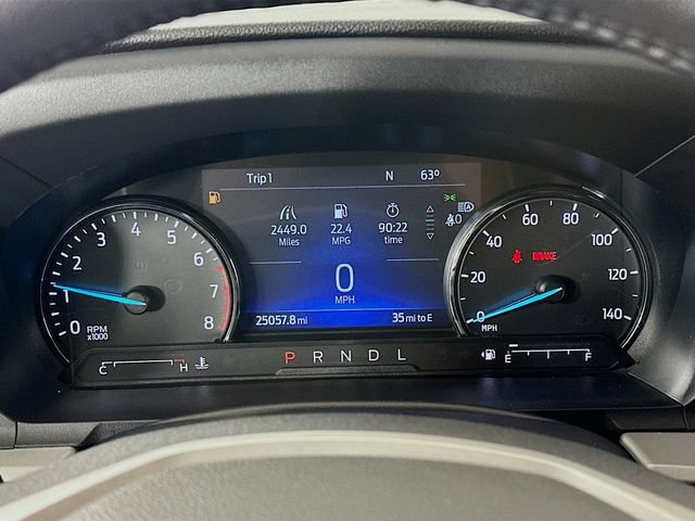 Used 2023 Ford Explorer XLT AWD/4WD image 5