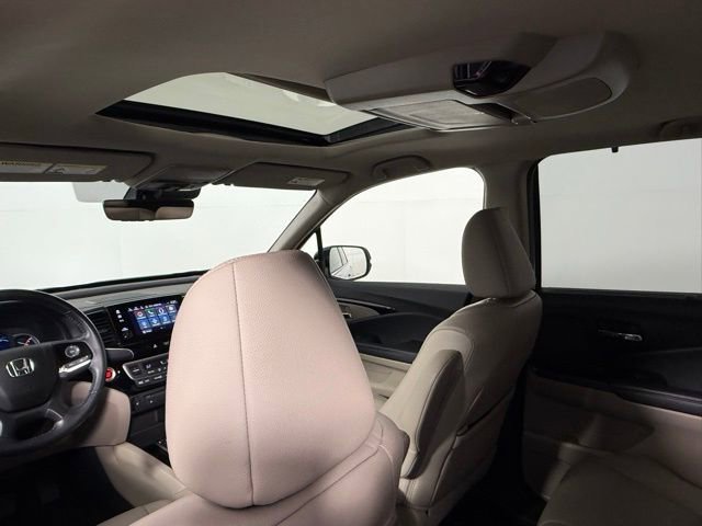 Used 2021 Honda Pilot Touring image 37