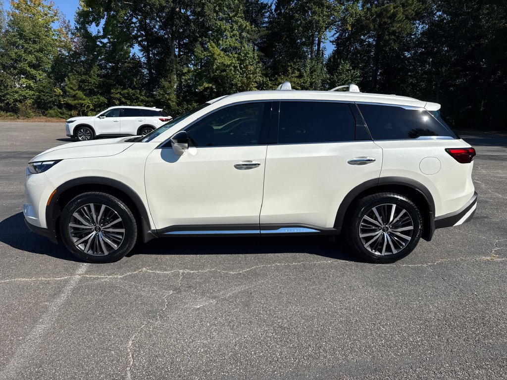 Used 2023 INFINITI QX60 Sensory w/ Vision Package AWD/4WD image 9