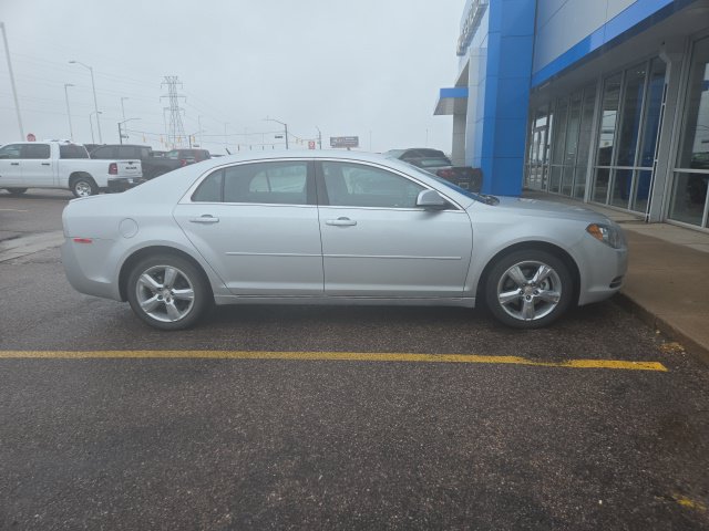 Used 2011 Chevrolet Malibu LT w/ All-Star Edition FWD image 4