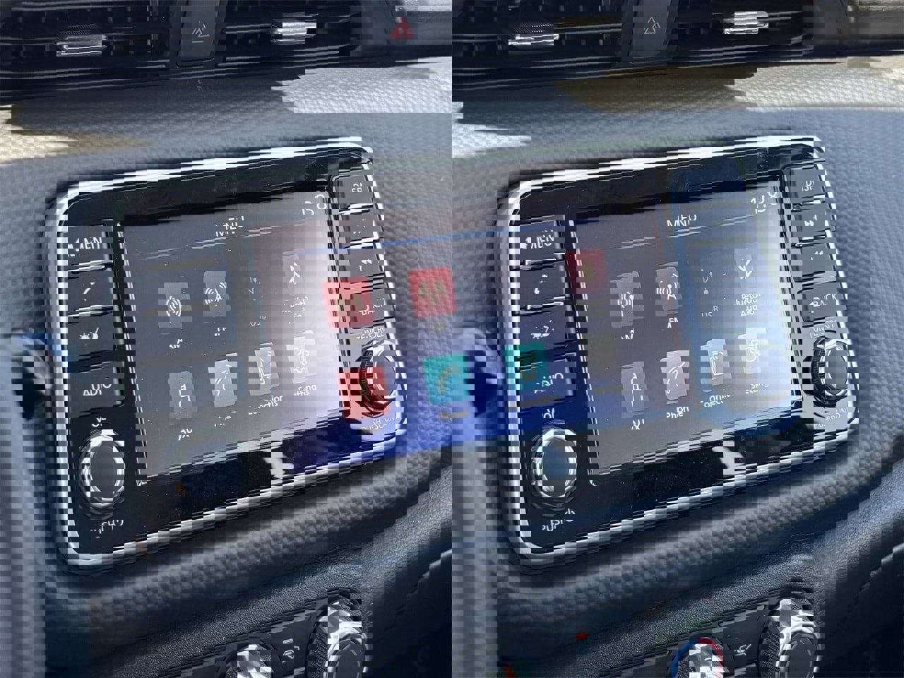 New 2025 Nissan Kicks Play S image 26