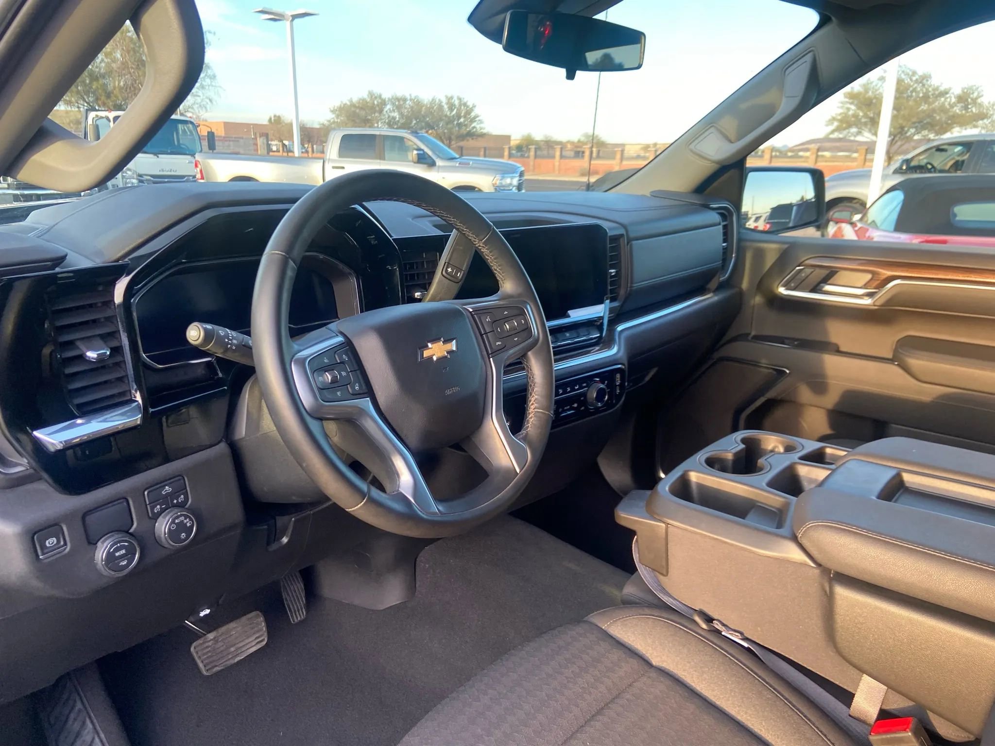 Used 2024 Chevrolet Silverado 1500 LT w/ Protection Package image 16