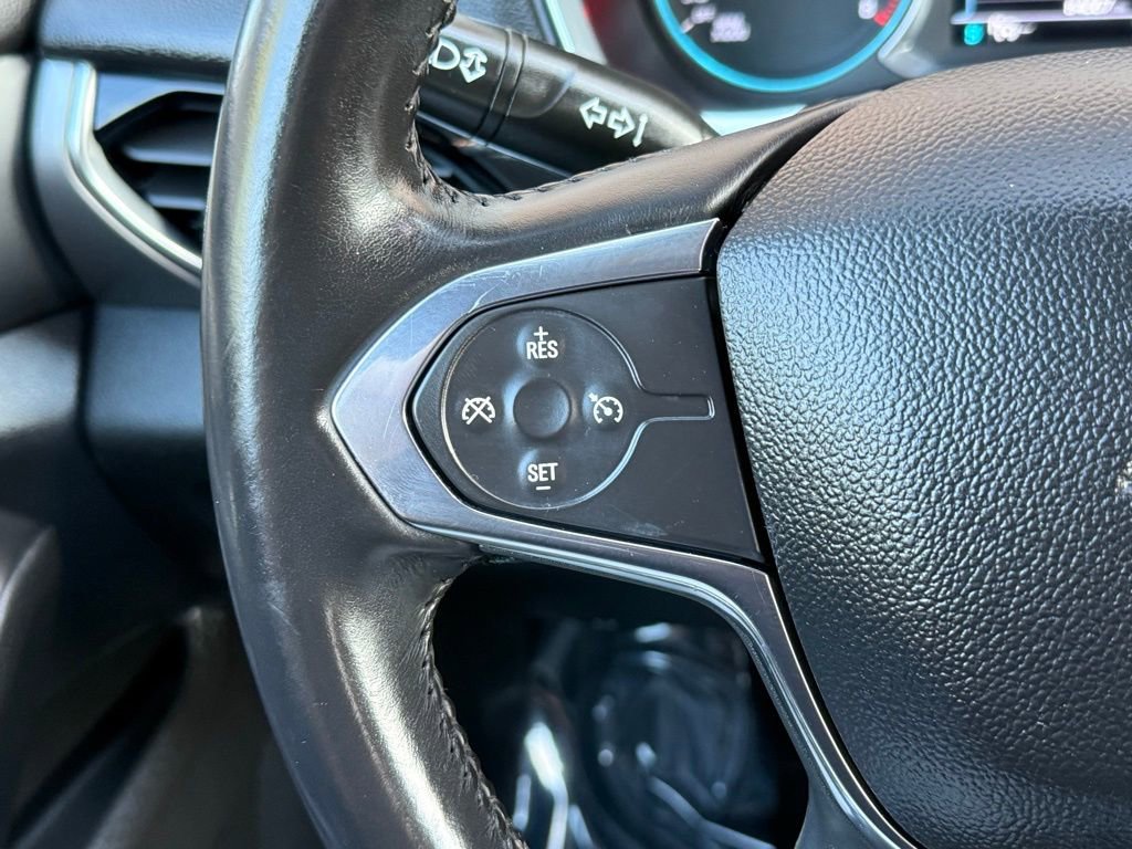 Used 2019 Chevrolet Traverse LT FWD image 31