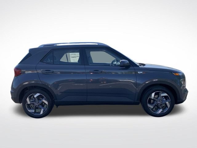 New 2026 Hyundai Venue SEL FWD image 40