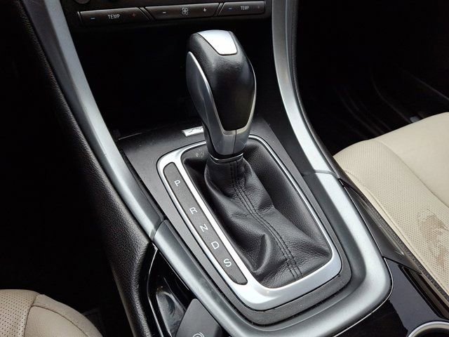 Used 2016 Ford Fusion Titanium FWD image 18